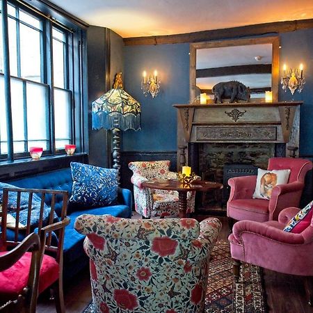 The Old Vicarage Hotel & Restaurant Bridgwater Bagian luar foto The interior of the restaurant
